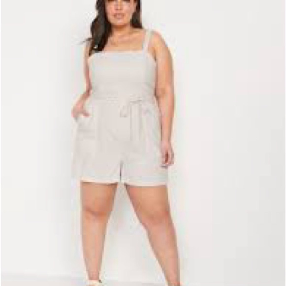 Coastal Picnic Striped Linen-Blend Romper • Neutral Summer Vibe Medium - Picture 4 of 7